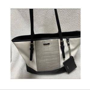 NINE WEST AVA | Women’s Color Block Tote